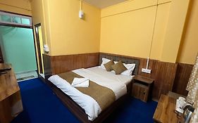 Hotel Hill Top